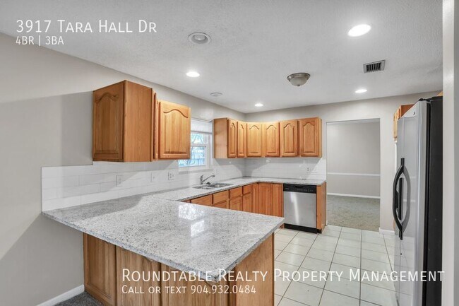 Building Photo - 3917 Tara Hall Dr
