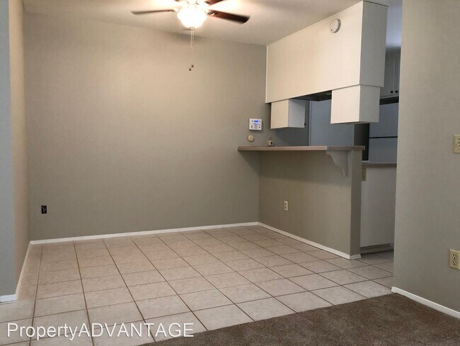 Building Photo - 2 br, 1 bath House - 978 Woodgrove Drive