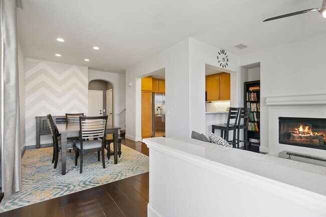 Foto del edificio - Amazing Ladera Ranch Townhome with Upgrades and a View!
