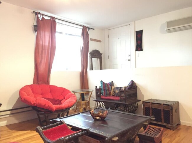 Foto del edificio - 2850 N Christiana Ave