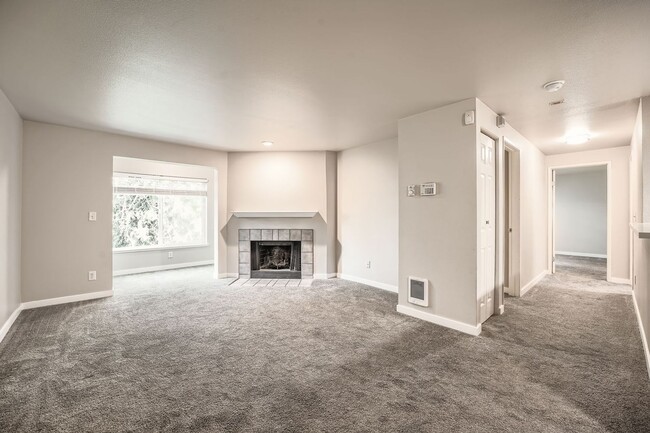 Foto del edificio - Updated 2 Bed Renton Ridge Condo; A Great ...