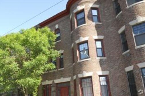 Building Photo - 533 Newbury St