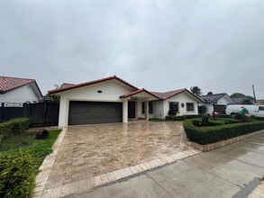 Building Photo - 3563 SW 143rd Pl