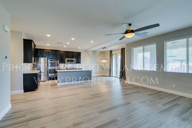 Building Photo - Stunning PROVIDENCE! 4 Bedroom ~ 4 Bath + ...