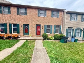 Building Photo - 50 Ironstone Dr