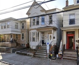 Building Photo - 93 Marion St