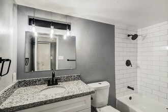 Building Photo - 14107 Pinewest Dr