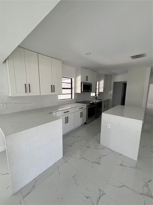 Foto del edificio - 11755 SW 37th St