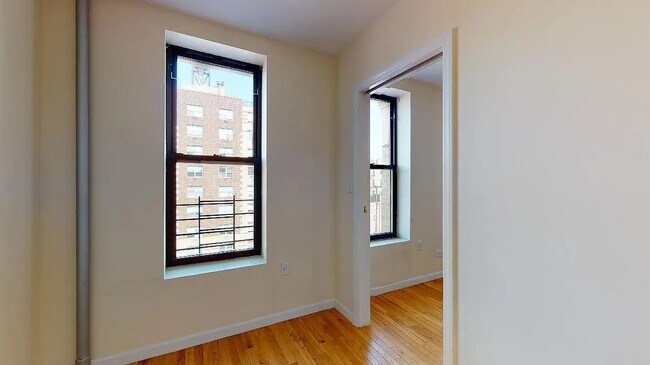 Foto del edificio - 428 E 116th St