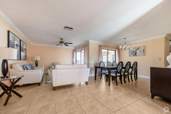 Building Photo - 7217 Alderwood Dr