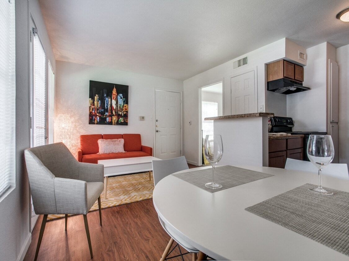 Forest Creek Apartments Apartments 5915 Uvalde Rd Houston, TX