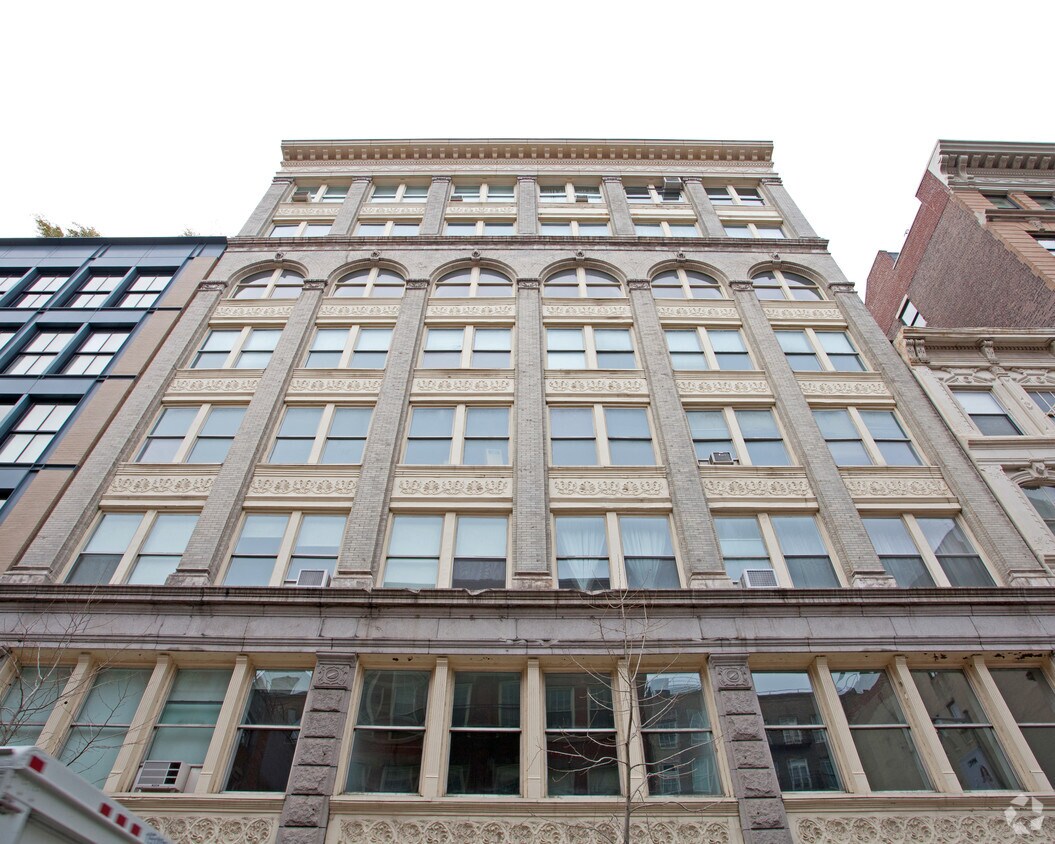 Foto del edificio - 141-145 Wooster St