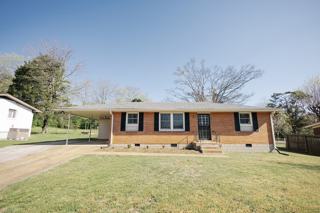 Building Photo - 3114 Richmond Hill Dr