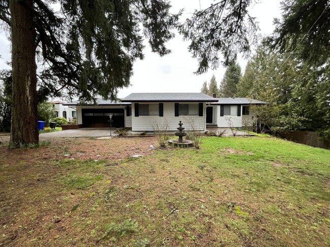Building Photo - Beautiful 3 Bed, 2 Bath Duplex in NW Portl...