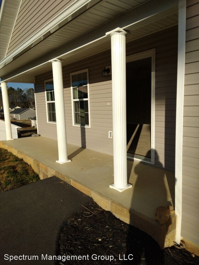 Foto principal - 3 br, 2 bath House - 2023 Jonathan Drive