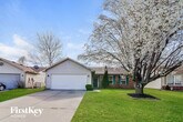 Foto principal - 5323 Milhouse Rd
