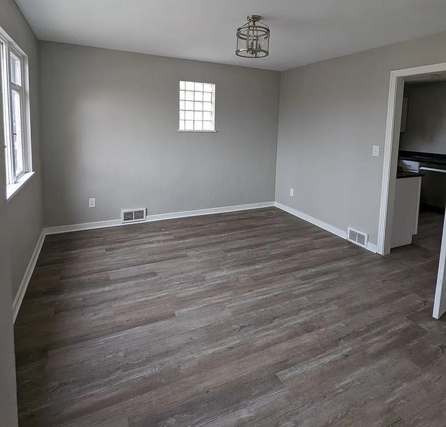 Photo - 2912 Freeland St House