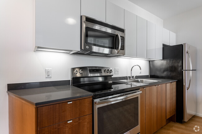 1BR, 1BA - 528 SF - Urban Living, Elevated Comfort