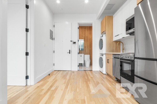 Building Photo - 511 Meeker Ave
