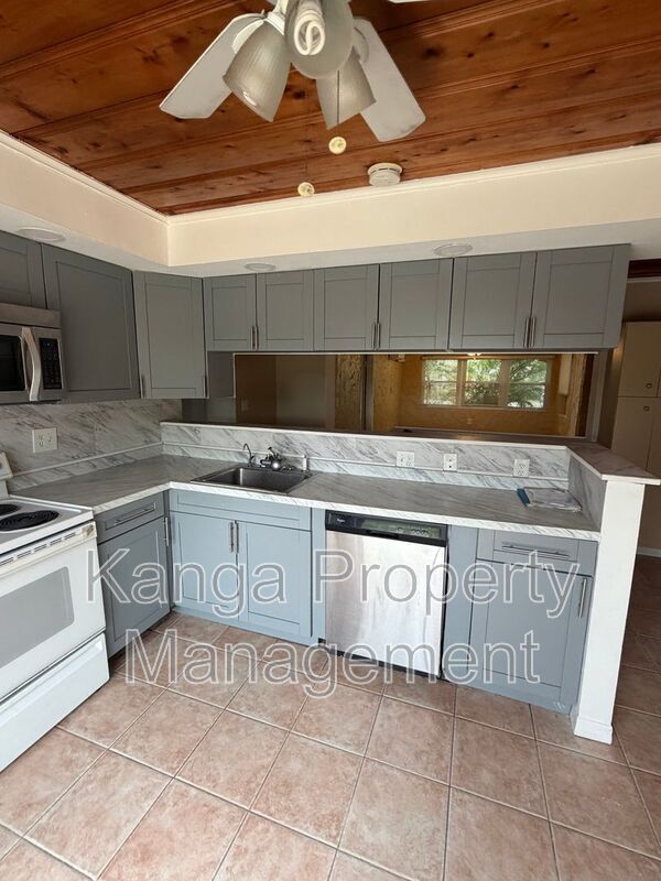 Foto del edificio - 5601 Pierce St