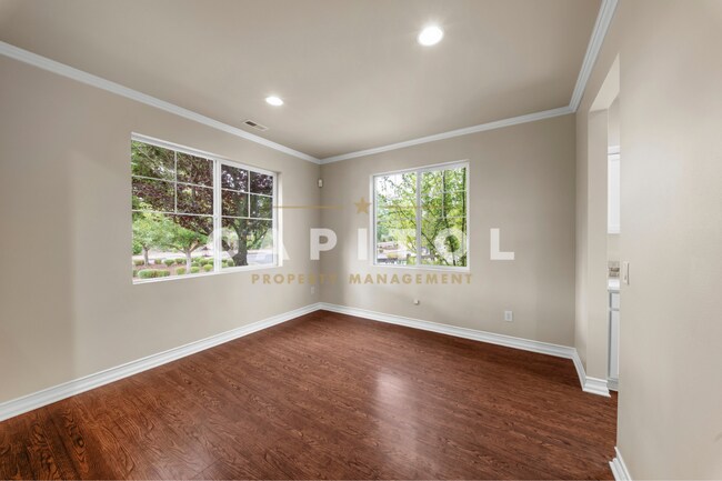 Building Photo - 5800 Balustrade Blvd SE