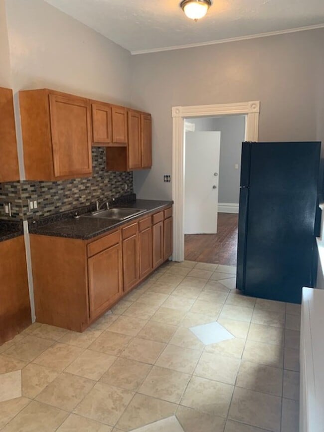 Photo - 1608 Lowrie St Apartment