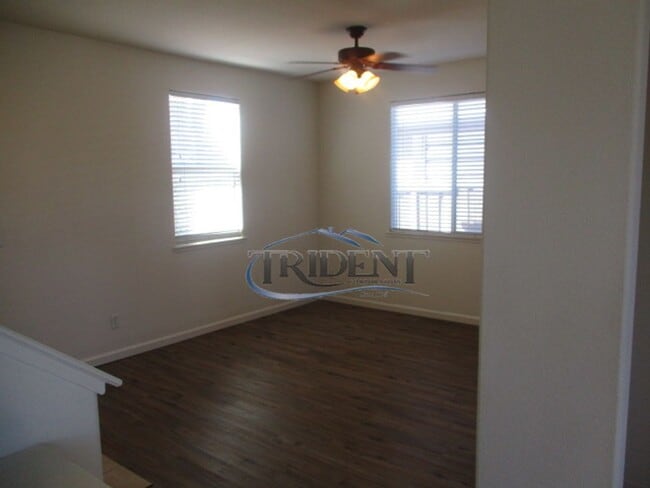 Foto del edificio - Beautiful 2 story Yuba City home