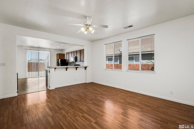 Foto del edificio - 1342 Winnies Ln