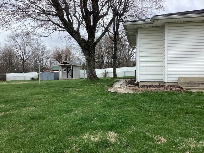 Foto del edificio - 4532 Central 3BR/1BA (Middletown)
