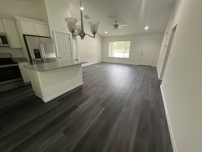 Foto del edificio - 15094 SE 113th Street Rd