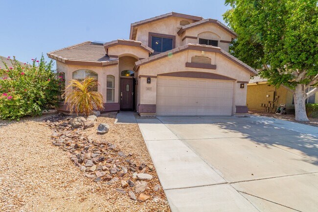 Foto del edificio - AMAZING 4 BED, 2.5 BATH HOME LOCATED NEAR 67TH AVE & UNION HILLS