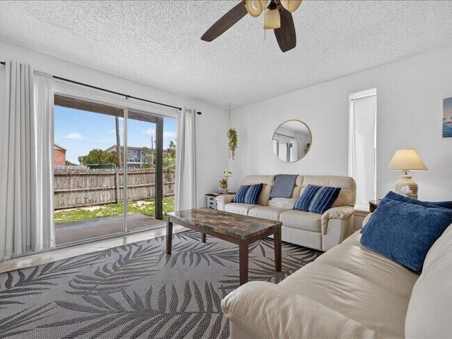 Building Photo - 354 Billfish Ave