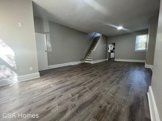 Building Photo - 3 br, 1 bath House - 639 Walnut St