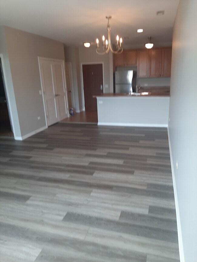 Foto del edificio - 6436 Roosevelt Rd