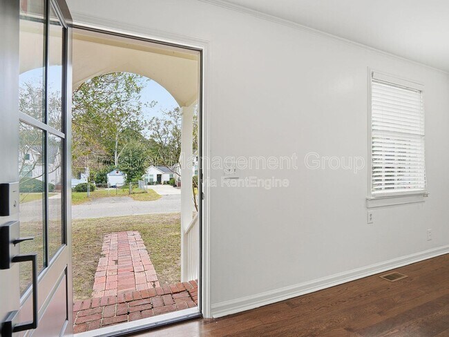 Foto del edificio - 4819 Boulevard Ln