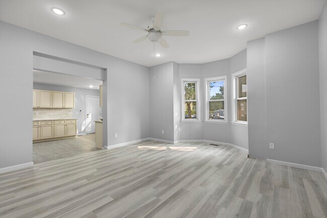 Foto del edificio - 606-606 Belgrove Dr