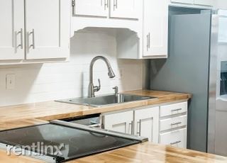 Building Photo - 2 br, 2 bath House - 3939 Montclair Rd # 3939