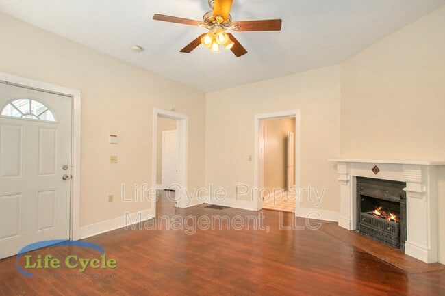 Foto del edificio - 250 Henry Ave SE