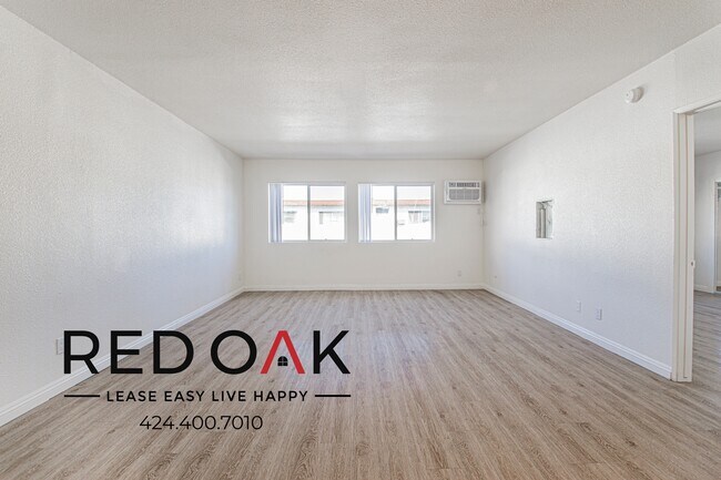 Building Photo - 1930 S Del Mar Ave