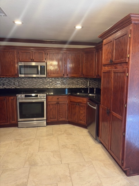 Building Photo - 2800 Rice Dr