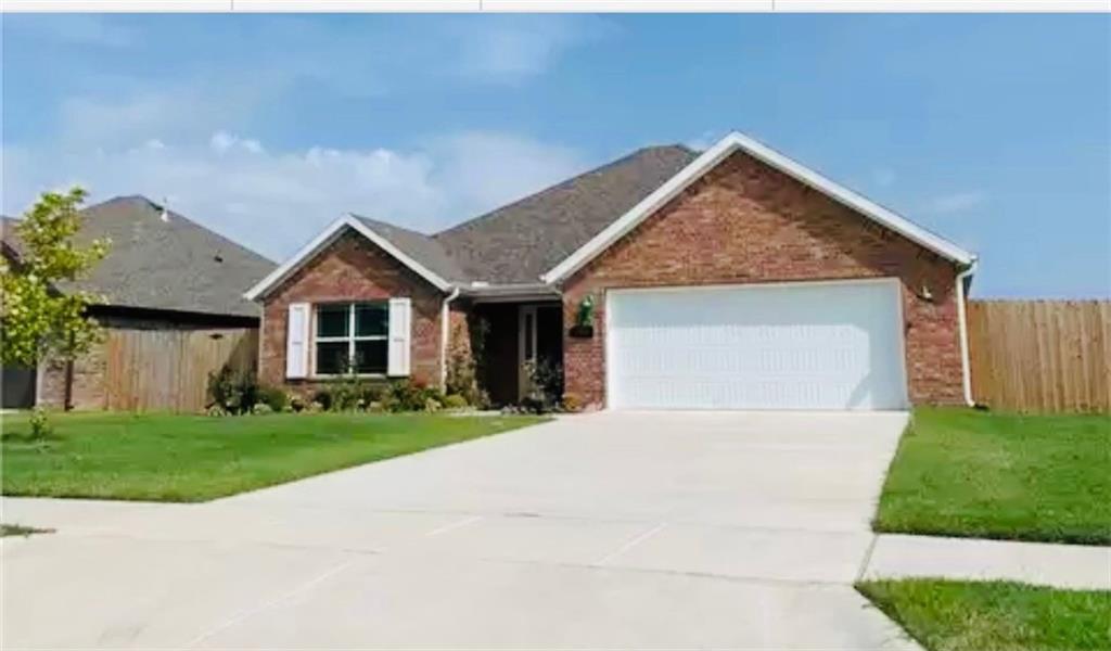 Foto principal - 3904 SW Mistletoe Ave