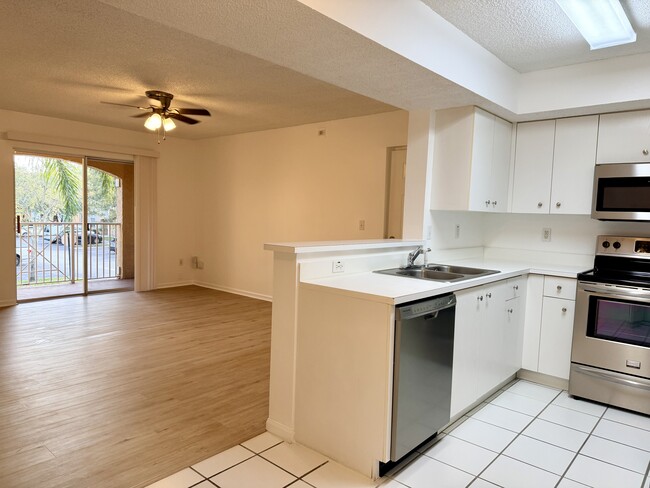 Foto del edificio - 5530 NW 61st St