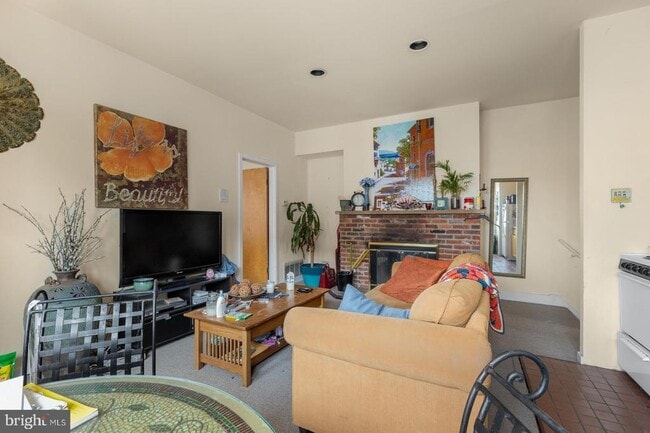 Building Photo - 846 Corinthian Ave