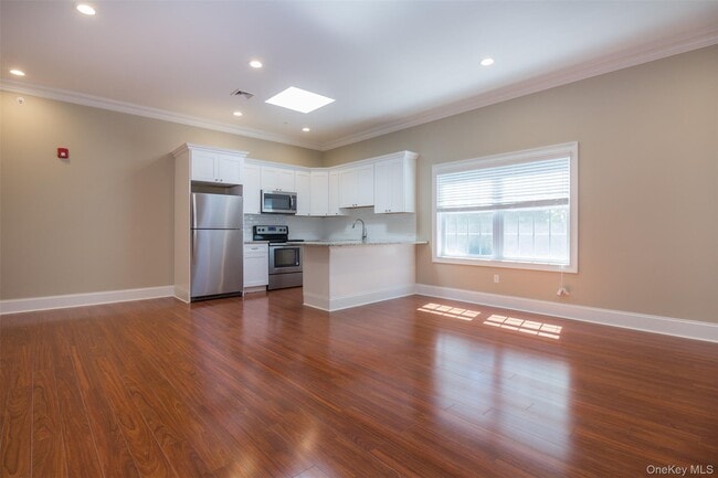 Building Photo - 3-3C Green St