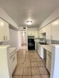 Foto principal - 6812 Trail Lake Dr