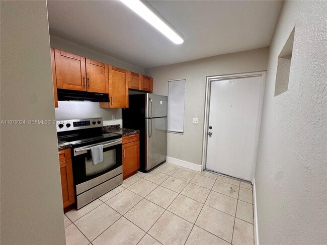 Foto del edificio - 95 NE 41st St