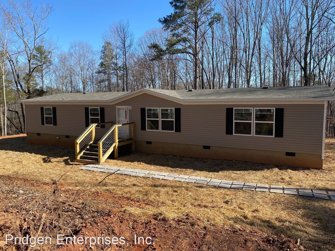 Foto principal - 4 br, 2 bath House - 174 Valley Road