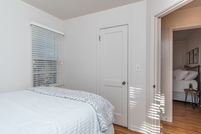 Bedroom 1 - 1702 S Phillips Ave