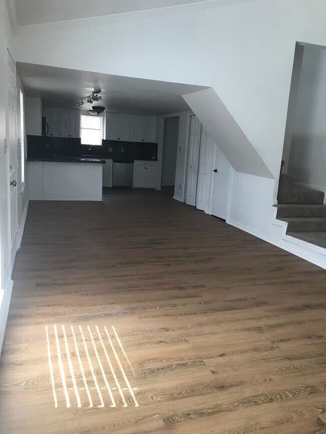 Foto del edificio - Attractive 3 bed / 2 bath family home