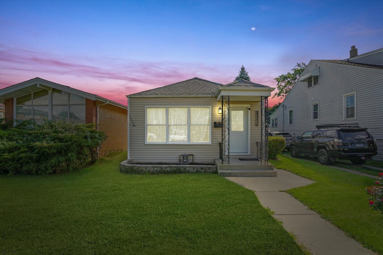 Foto principal - 11211 S Kedzie Ave